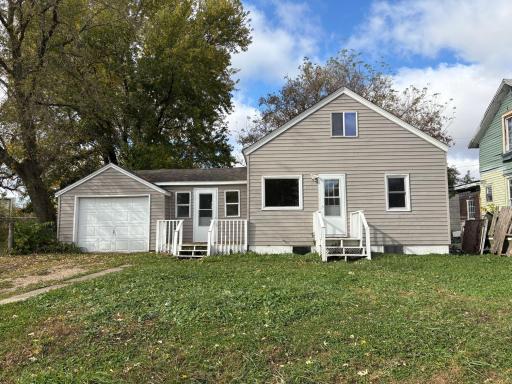Photo for 211 Clinton Street, Austin, MN 55912 - listing #6809152 211 Clinton Street, Austin, MN 55912
