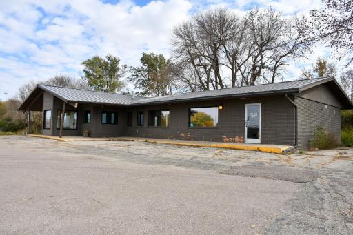 Photo for 507 S Shore Drive, Worthington, MN 56187 - listing #6809178 507 S Shore Drive, Worthington, MN 56187