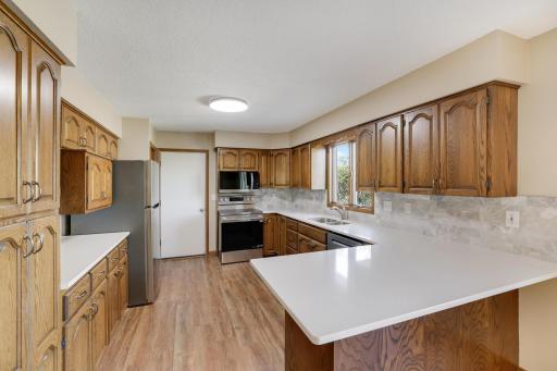 Quartz Kitchen Counters