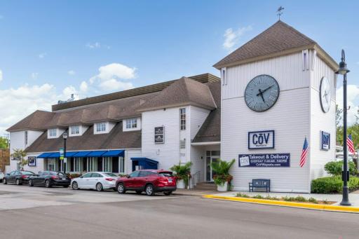 257 Lake Street W, Wayzata, MN 55391
