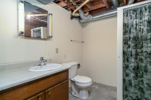 416 Crescent Avenue, Crookston, MN 56716