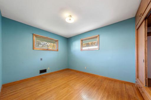 1043 Chase Avenue, Gibbon, MN 55335