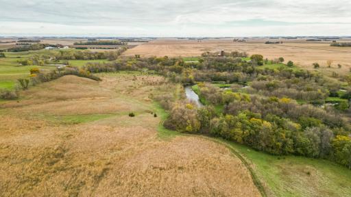 dji_fly_20251022_182558_513_1761159273211_photo.jpg
