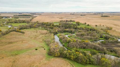 dji_fly_20251022_182608_514_1761159271748_photo.jpg