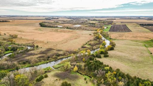 dji_fly_20251022_182616_515_1761159272074_photo.jpg