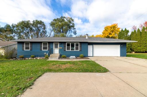 Photo for 3101 McKnight Road N, Maplewood, MN 55109 - listing #6809373 3101 McKnight Road N, Maplewood, MN 55109