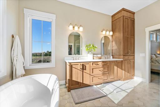 7475 74th Avenue N, Loretto, MN 55357
