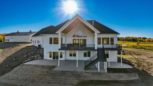 7475 74th Avenue N, Loretto, MN 55357