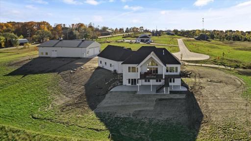 7475 74th Avenue N, Loretto, MN 55357