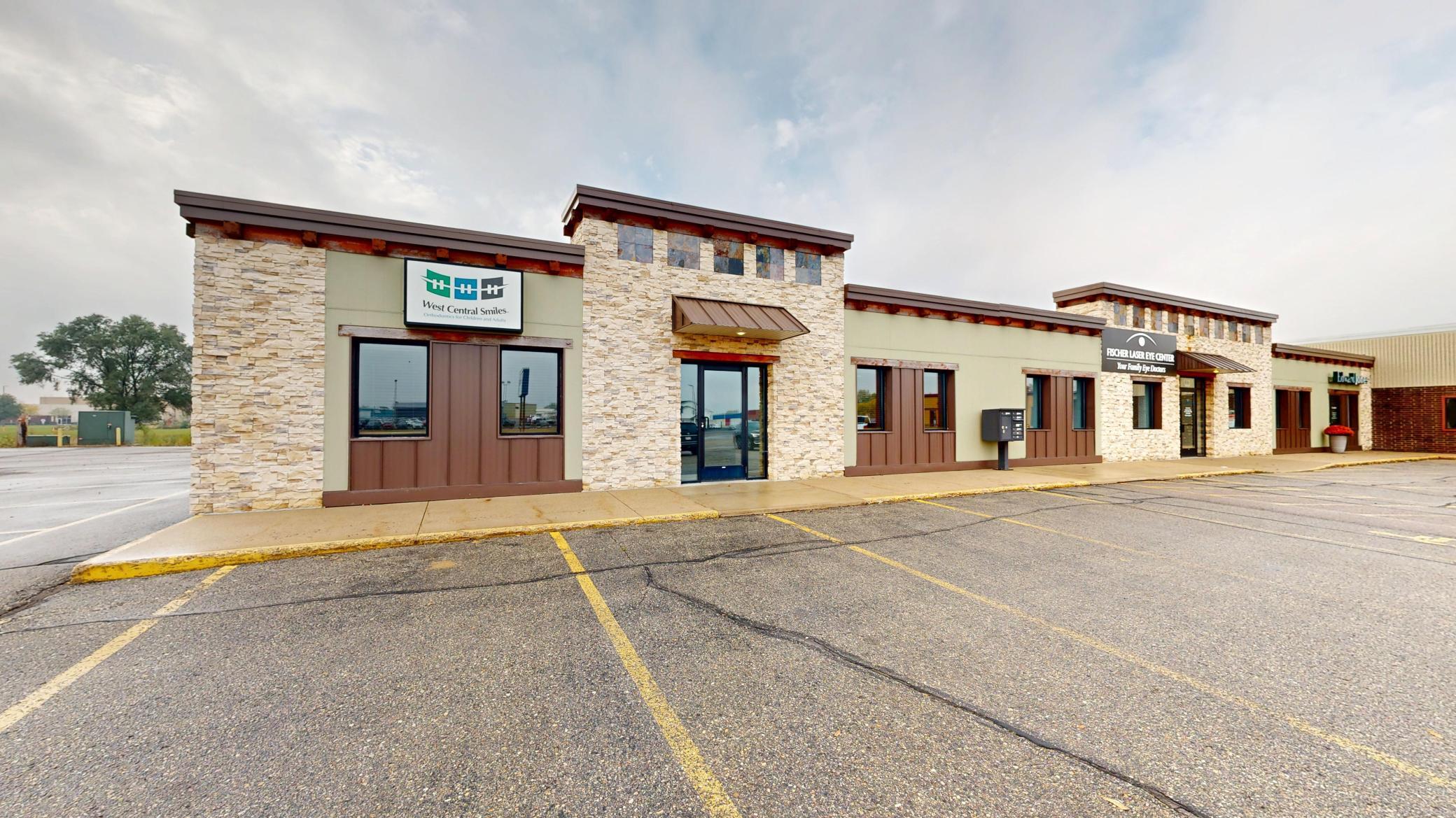 Property photo for 1380 E Bridge Street, smiles, Redwood Falls, MN 56283