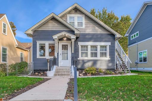 3246 N Washburn Ave - Web Quality - 002 - 02 Exterior Front.jpg