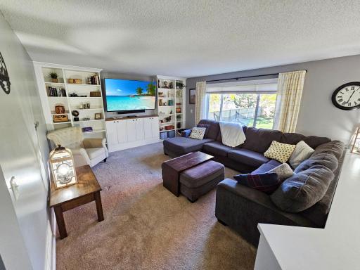 10300 Oakhill Court, Elko, MN 55020