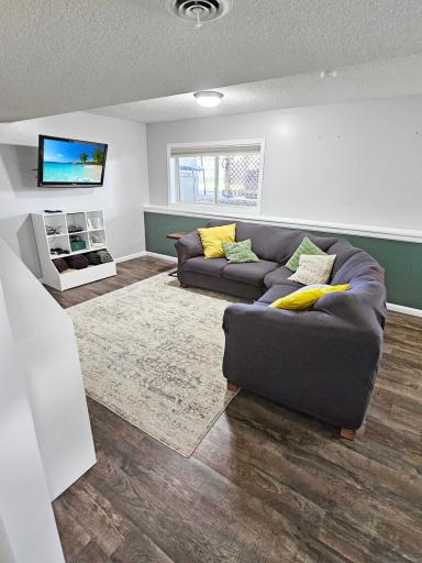 10300 Oakhill Court, Elko, MN 55020