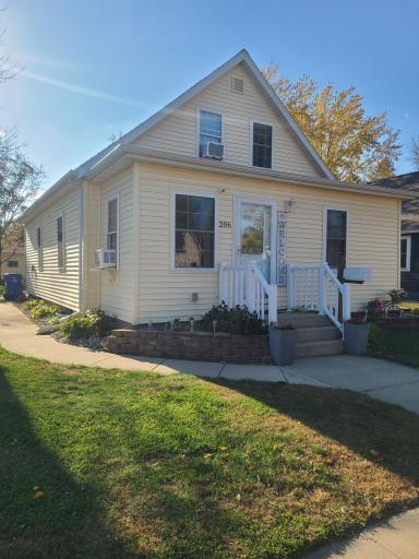 Photo for 206 8th Street W, Canby, MN 56220 - listing #6809544 206 8th Street W, Canby, MN 56220