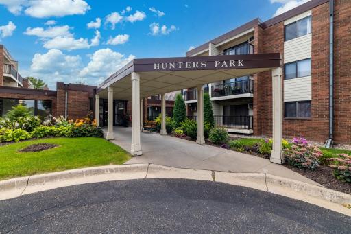 4 Pine Tree Drive, 233, Saint Paul, MN 55112