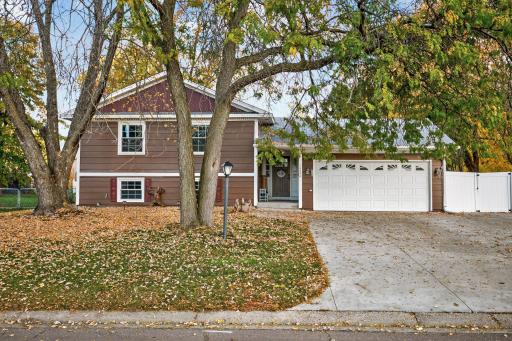 Photo for 14696 Dory Court, Apple Valley, MN 55124 - listing #6809871 14696 Dory Court, Apple Valley, MN 55124