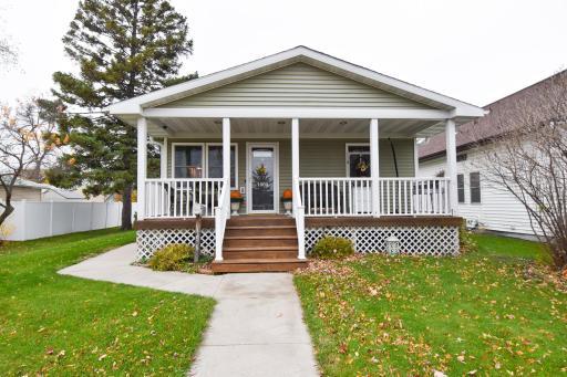 1009 Knight Avenue N, Thief River Falls, MN 56701