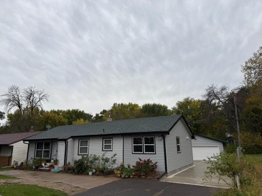 Photo for 1743 White Bear Avenue N, Saint Paul, MN 55109 - listing #6809954 1743 White Bear Avenue N, Saint Paul, MN 55109