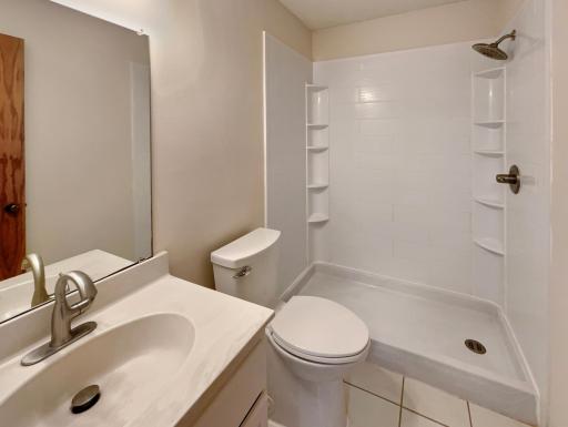 14835 39th Avenue N, Minneapolis, MN 55446