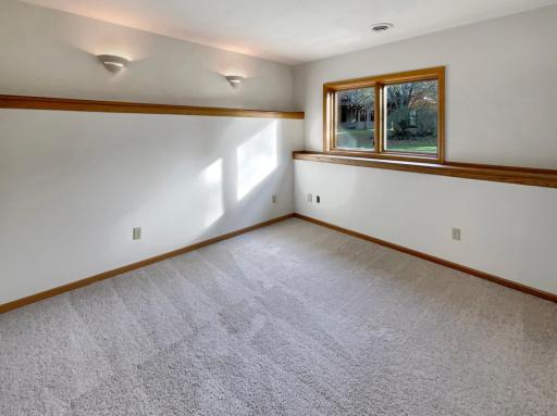 14835 39th Avenue N, Minneapolis, MN 55446