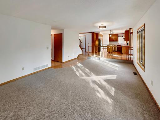 14835 39th Avenue N, Minneapolis, MN 55446