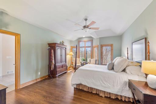 18709 Melrose Chase, Eden Prairie, MN 55347