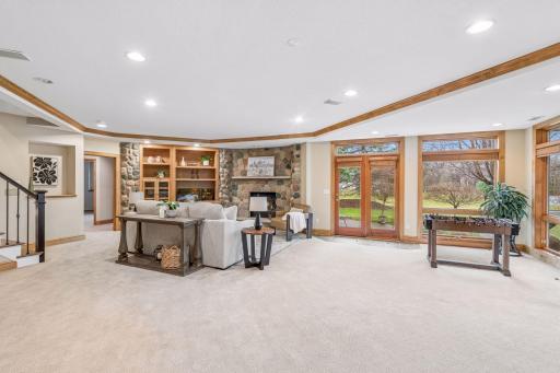 18709 Melrose Chase, Eden Prairie, MN 55347