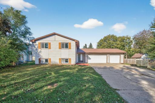 7702 114th Avenue N, Champlin, MN 55316