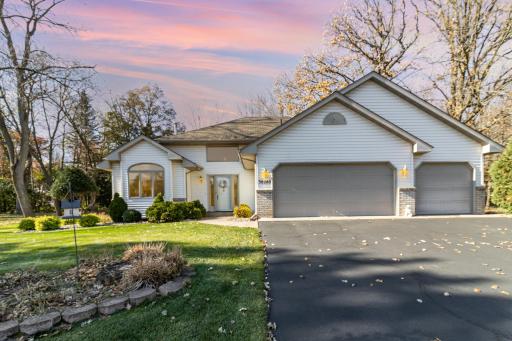Photo for 38280 Great Oaks Court, North Branch, MN 55056 - listing #6810122 38280 Great Oaks Court, North Branch, MN 55056
