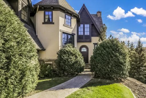 Meticulously crafted by Stonewood in 2013, the walkout 2-story is loaded with high-end finishes/features.