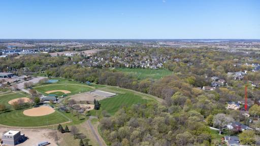 85 acres of city park within walking distance!