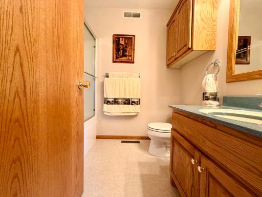 6 Edgewater Road, Slayton, MN 56172