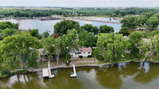 6 Edgewater Road, Slayton, MN 56172