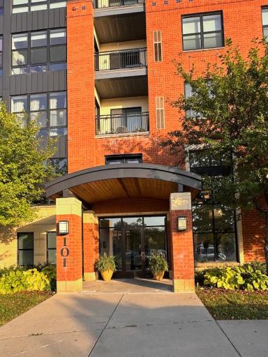 Photo for 101 Saint Olaf Avenue, 402, Northfield, MN 55057 - listing #6810228 101 Saint Olaf Avenue, 402, Northfield, MN 55057