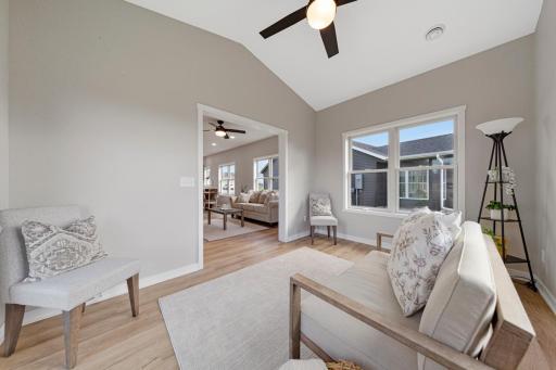 37 Sunroom.jpg