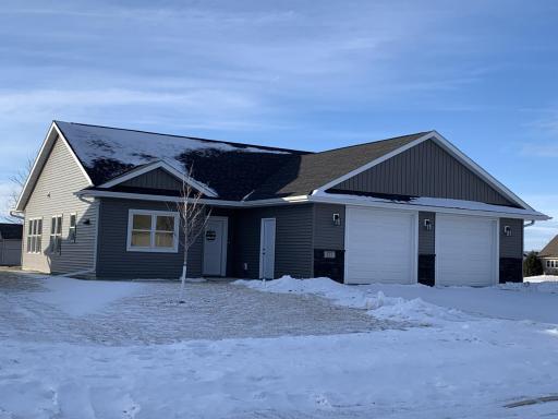 Photo for 873 Escalade Lane SE, Owatonna, MN 55060 - listing #6810394 873 Escalade Lane SE, Owatonna, MN 55060