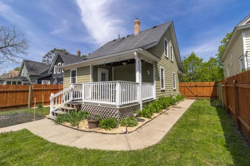 826 Blair Avenue, Saint Paul, MN 55104
