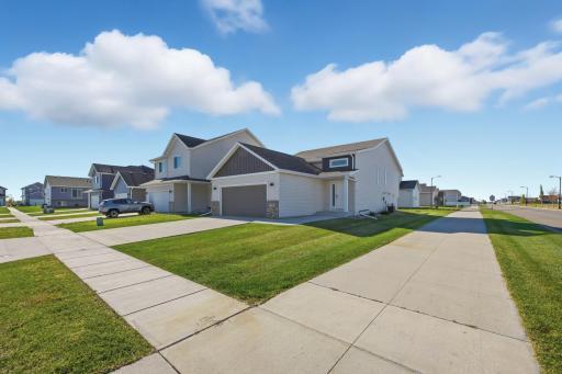 7301 Aquiline Drive S, Fargo, ND 58104