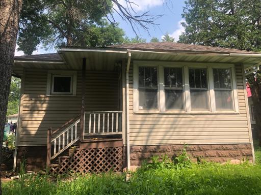 806 Grant Avenue, Eveleth, MN 55734