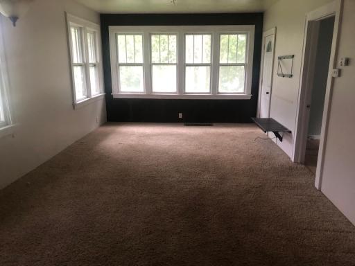 806 Grant Avenue, Eveleth, MN 55734