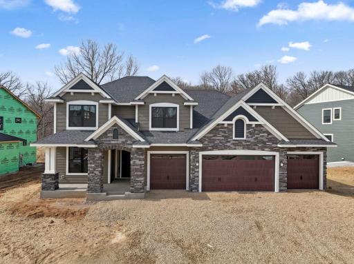1872 Royal Boulevard N, Lake Elmo, MN 55042