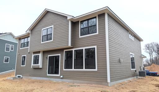 1872 Royal Boulevard N, Lake Elmo, MN 55042