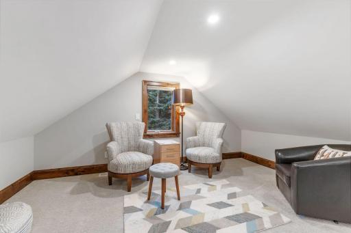 4286 Circle Road, Excelsior, MN 55331
