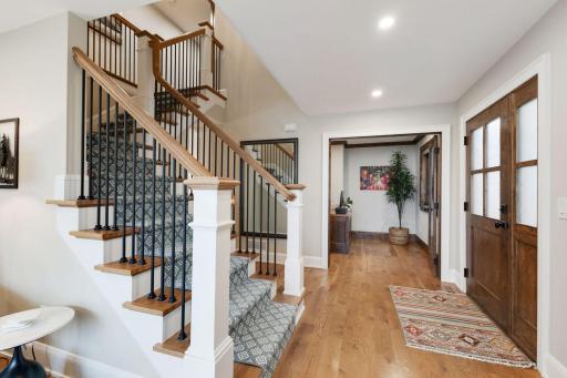 4286 Circle Road, Excelsior, MN 55331