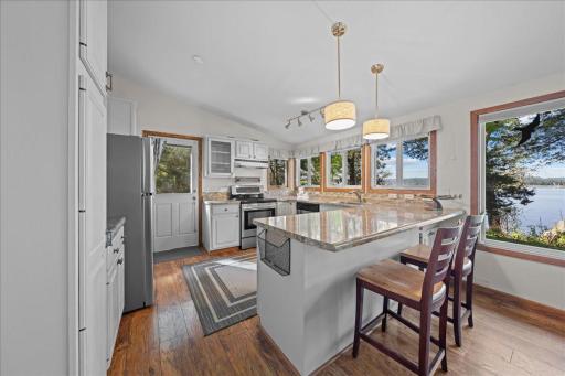 308 N Cove Road, Hudson, WI 54016
