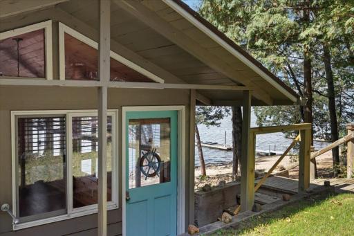 308 N Cove Road, Hudson, WI 54016
