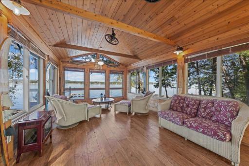308 N Cove Road, Hudson, WI 54016