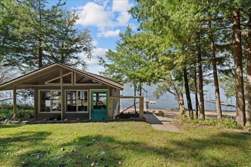 308 N Cove Road, Hudson, WI 54016