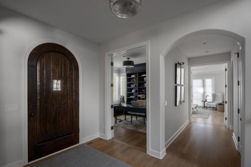1620 Carriage Path, Minneapolis, MN 55422