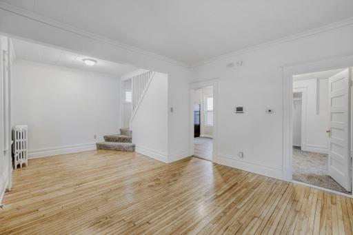 595 Hawthorne Ave Avenue E, Saint Paul, MN 55130